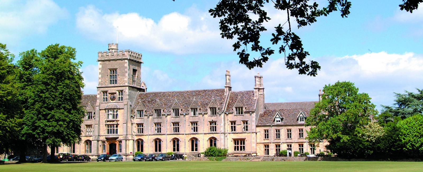 RAU main building
