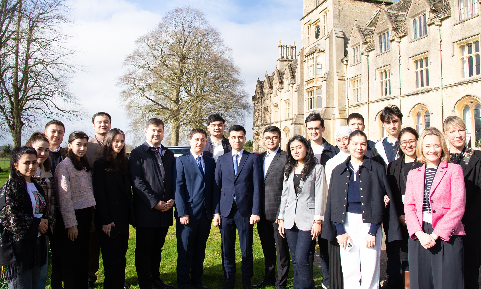 Students and staff from IAU in Tashkent