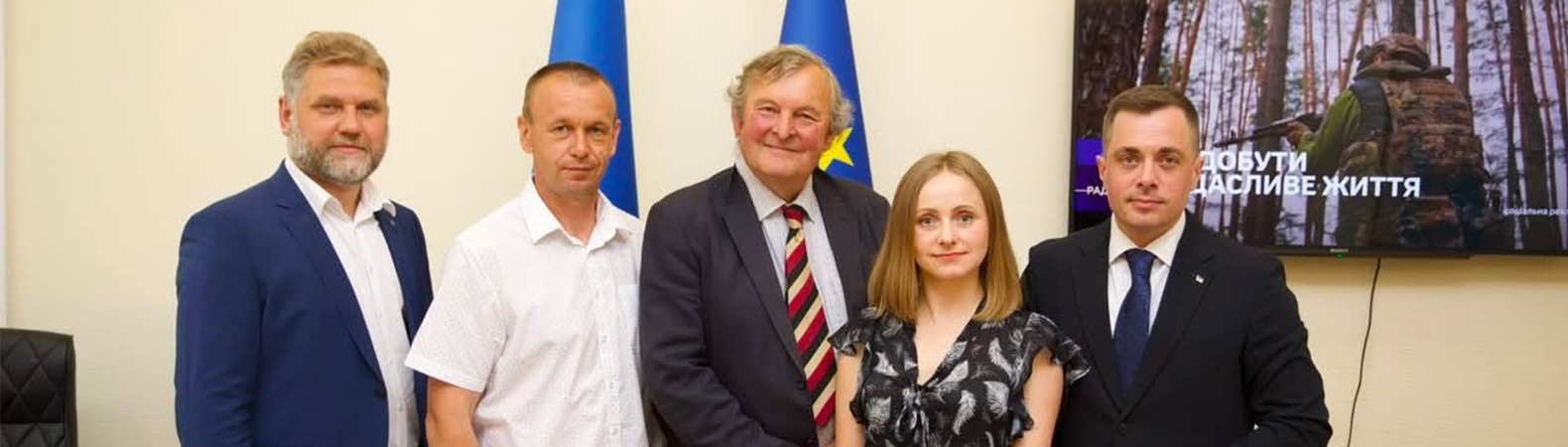 L-R: Prof Yuriy Danko, Vice-Rector at Sumy National Agrarian University (SNAU); Prof Ihor Kovalenko, Rector at SNAU; Prof Mark Horton, Pro Vice-Chancellor at RAU; Dr Olena Melnyk, RAU Honorary Professor; and Prof Mykola Trofymenko, Deputy Minister of Education and Science of Ukraine