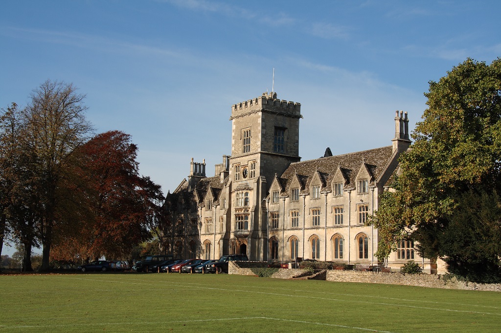 Front of the RAU main building