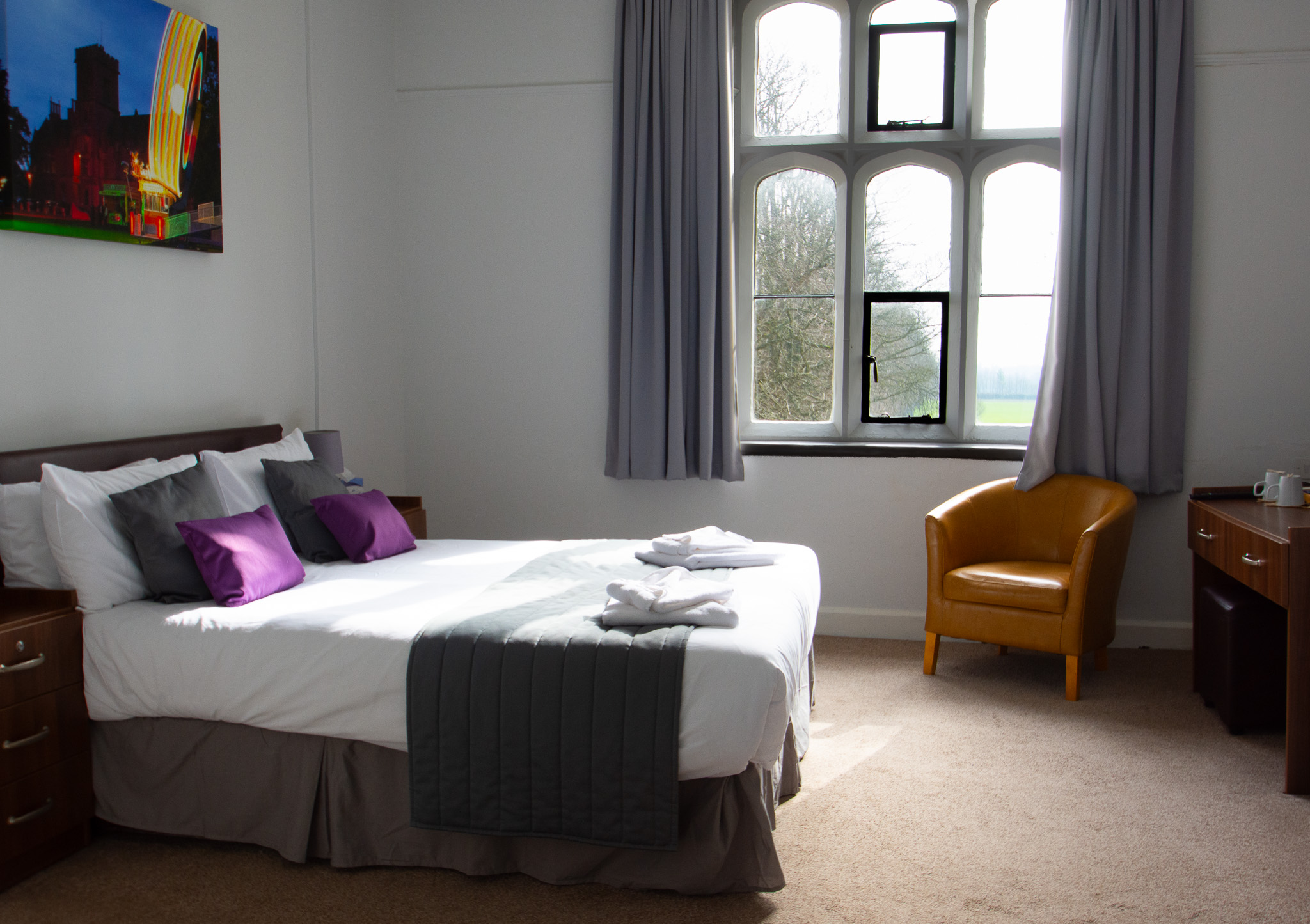 Double bed with window view