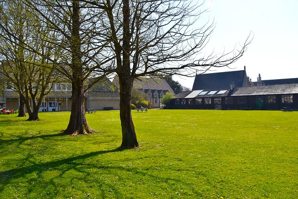 RAU Grass Quad3 600px.jpg