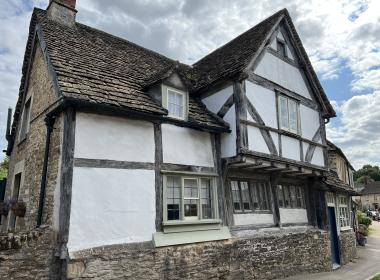historic beamed property